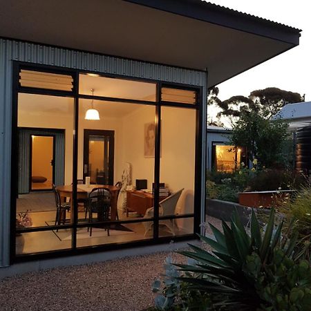 Вилла Sinclair Eco House Порт-Линкольн Экстерьер фото